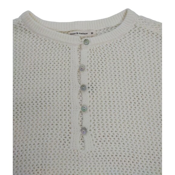 Moon & Madison White Short Sleeve Mesh Knit Button Henley Top Womens M. - Picture 6 of 8